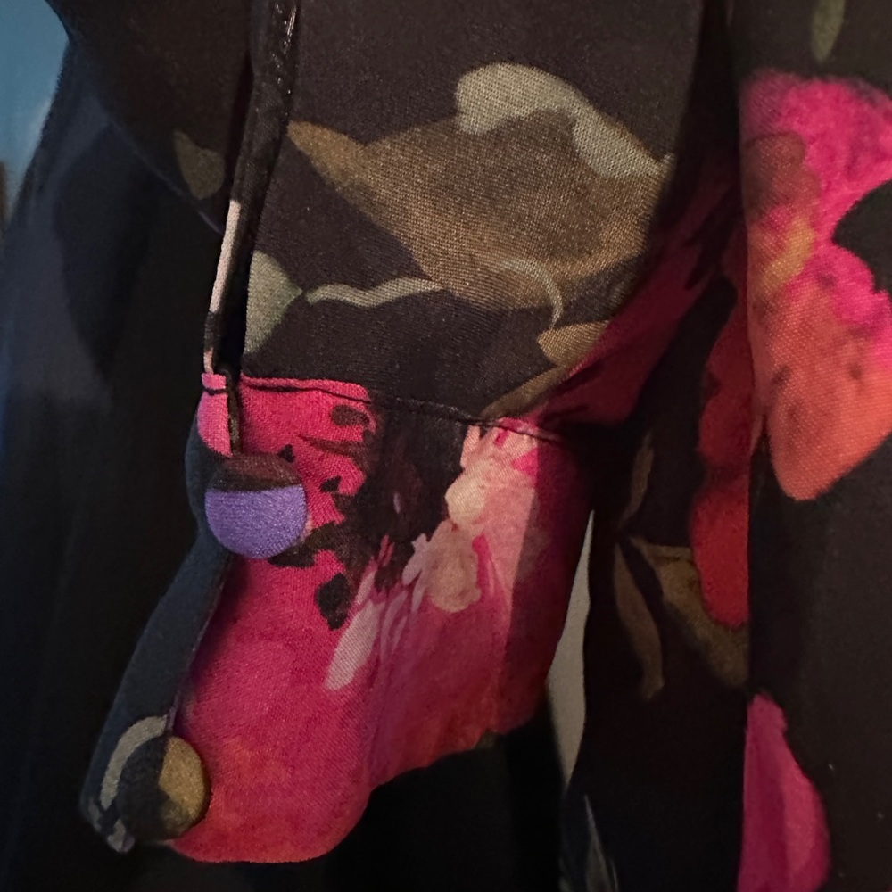 Alice + Olivia Jem Puff Sleeve Floral Mini Shirt Dress - Picture 7 of 10